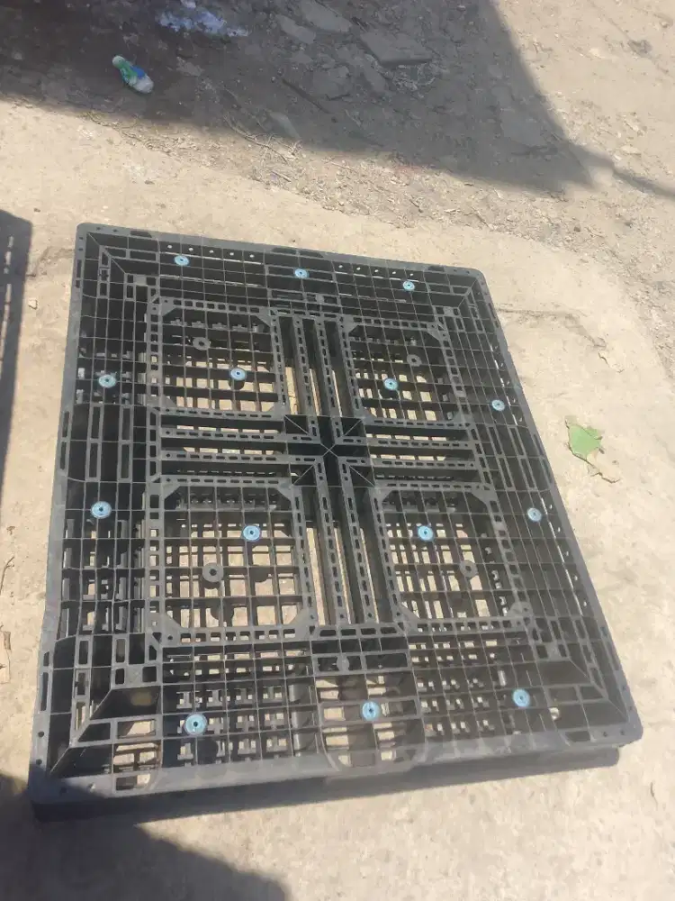 Palet plastik 130x110x15cn