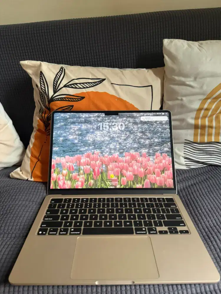 Macbook air M4 16/256 iBox