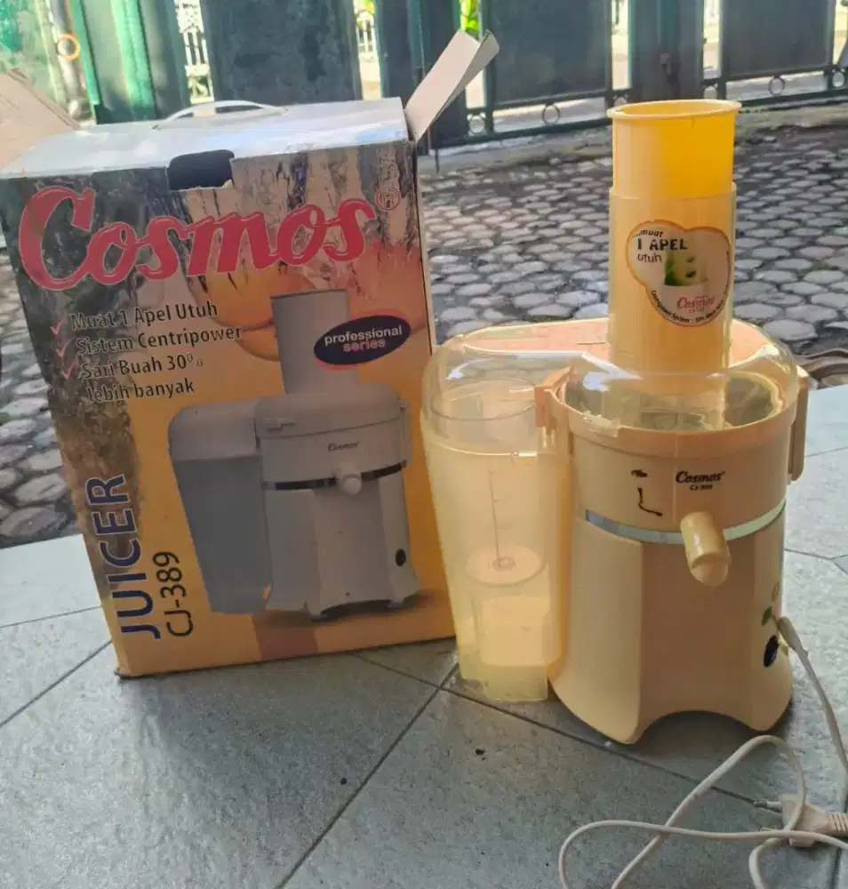 Juicer CJ - 389  merk cosmos
