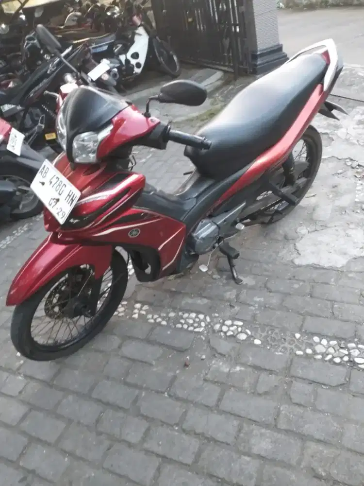 Jupiter Z1 injeksi THN 2014 plat AB sleman