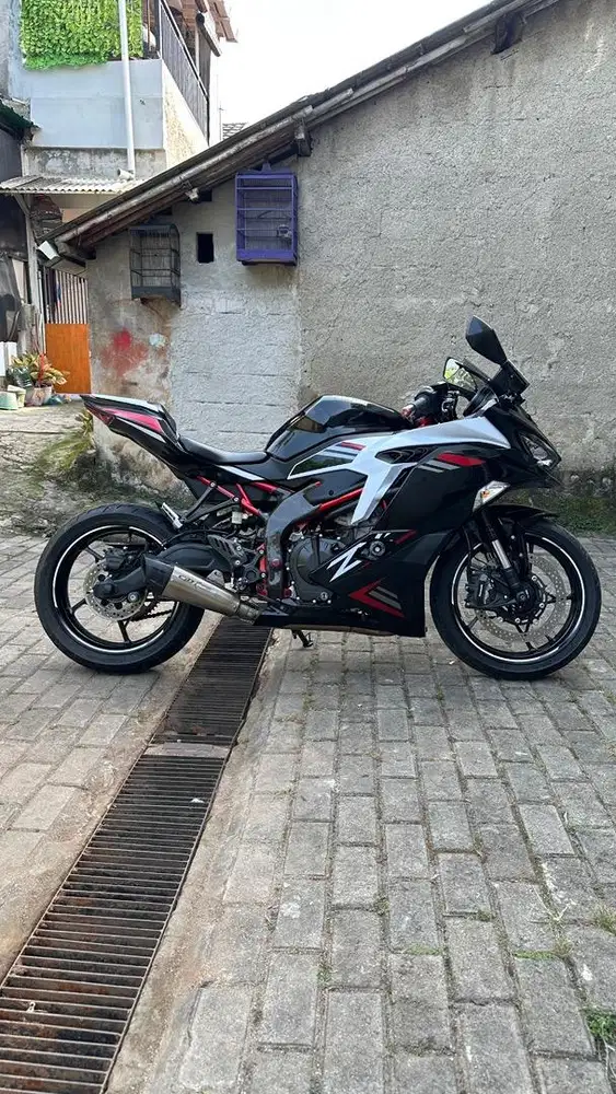 ZX25R ABS QS super istimewa like new!! No minus ODO 5.000 perak! ZX