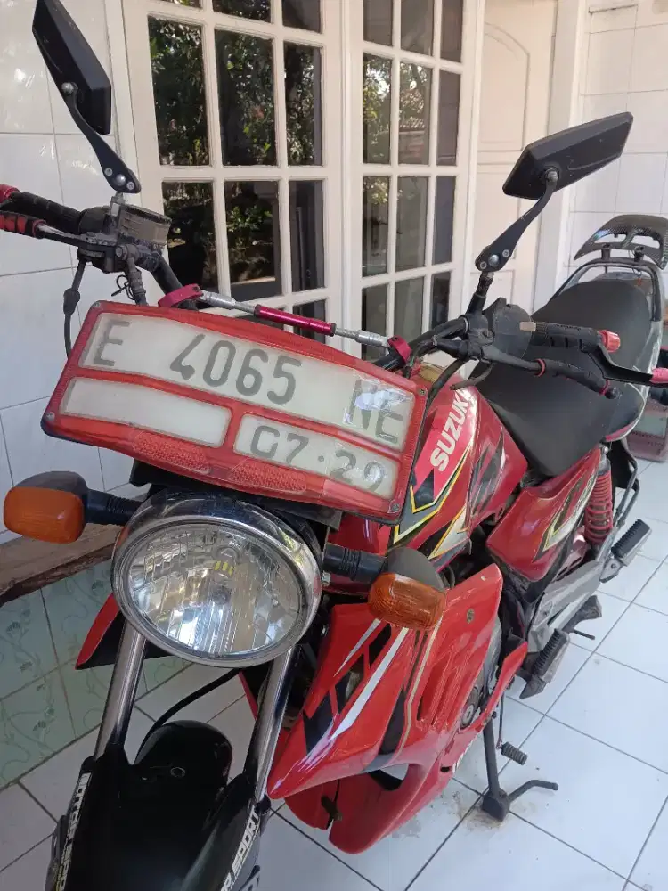 JUAL MOTOR BEKAS SUZUKI THUNDER 125