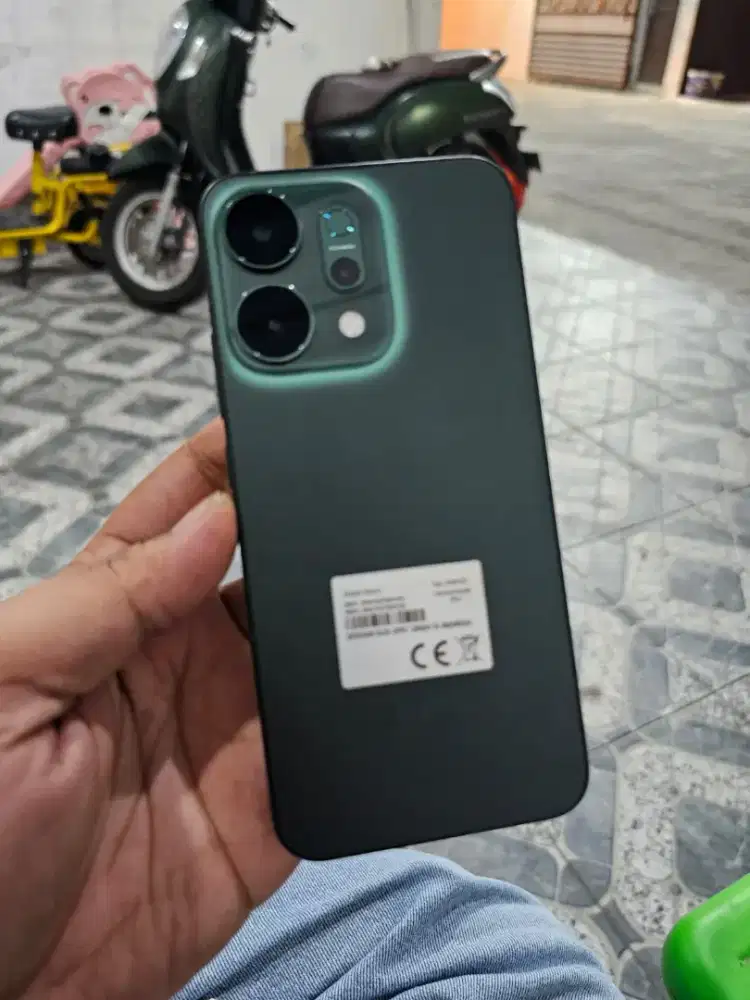 oppo reno 14 5G 12/256gb mulus fullset garansi resmi