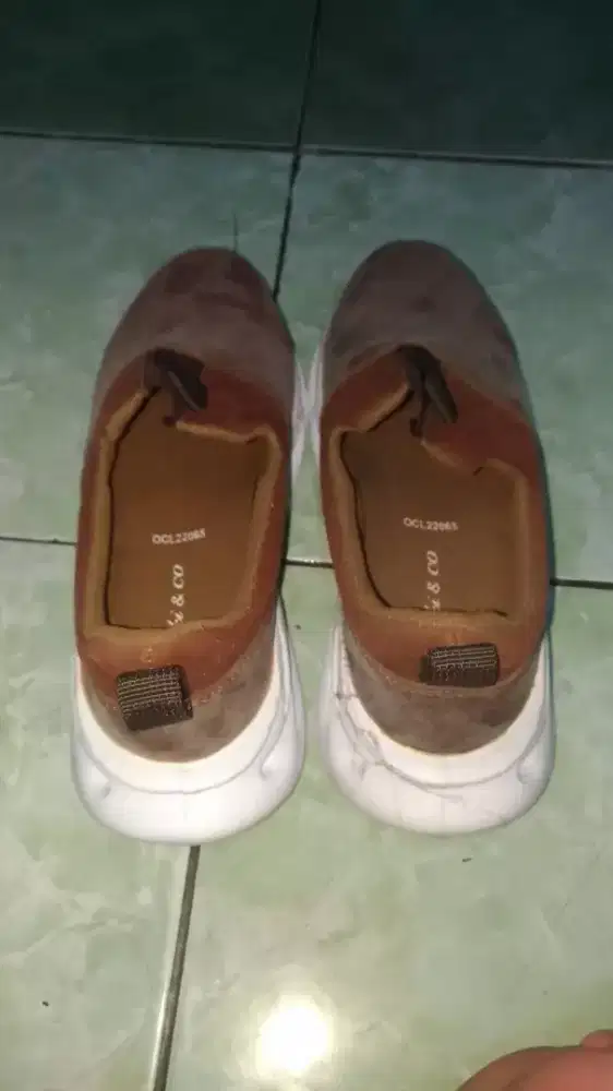 sepatu slop pria
