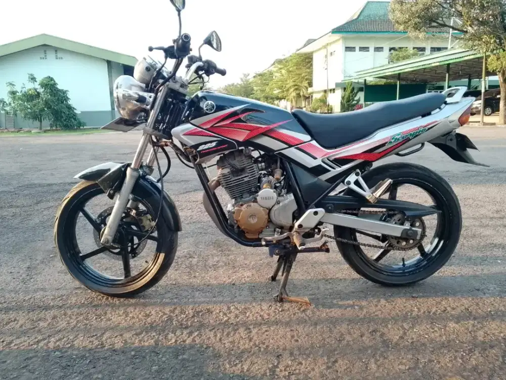 DIJUAL SCORPIO TENGKI KOTAK 2002