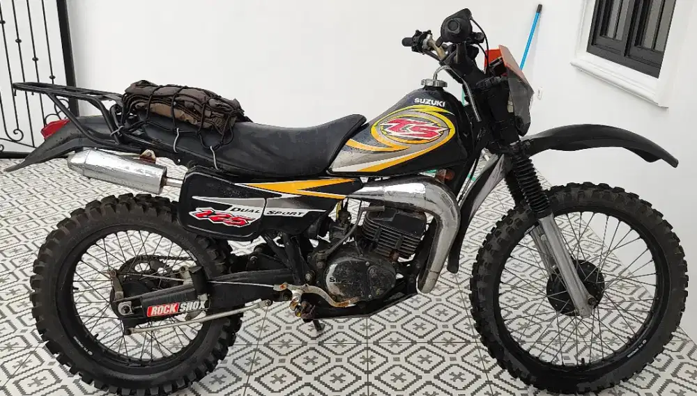 Suzuki TS 125 2003 Plat D