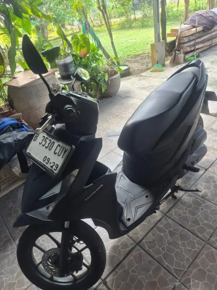 Dijual motor beat thn 2024
