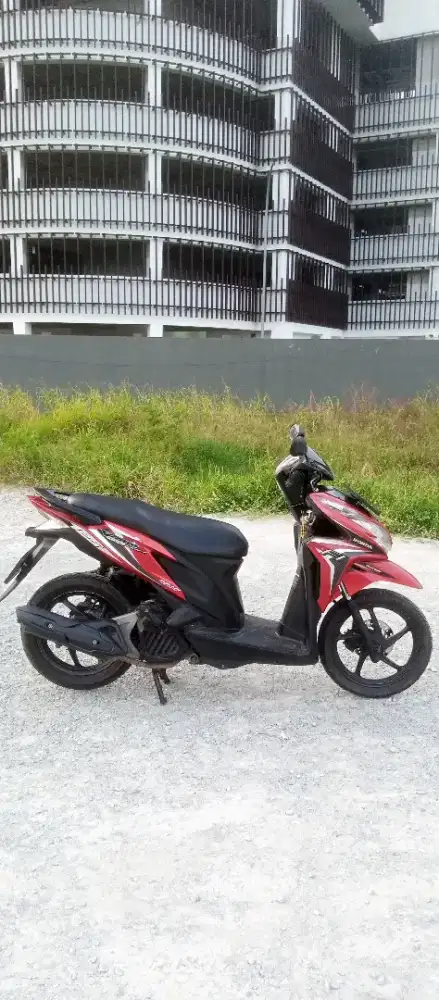 Honda Vario 125 Kzr 2015