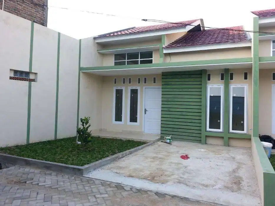 Kontrakan Rumah 3 Kamar Tidur dalam Cluster