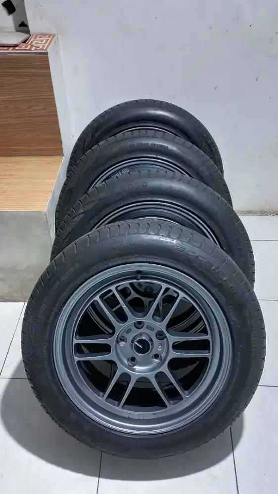 Velg rfp 1 dan ban accelera 225/55 R17
