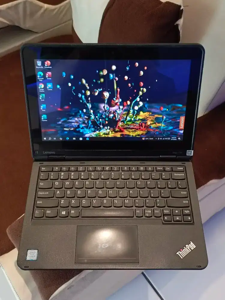 Lenovo Thinkpad Yoga 11e i5-7200U Ram 8GB Ssd 256GB Siap Pakai