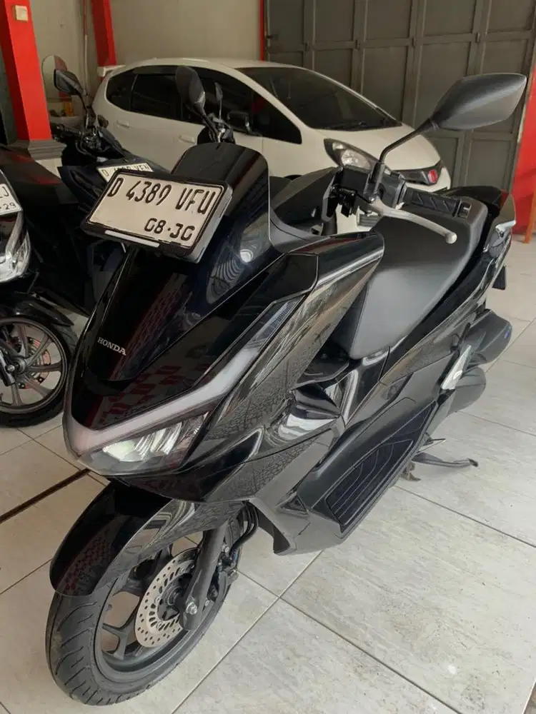 New PCX 160 CBS 2025 Hitam low km