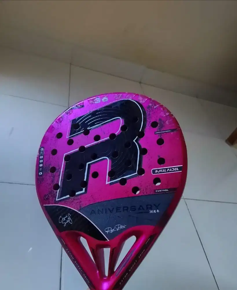 Royal Padel  ANIVERSARIO 36 Carbon Pink Light Preloved Good Condition