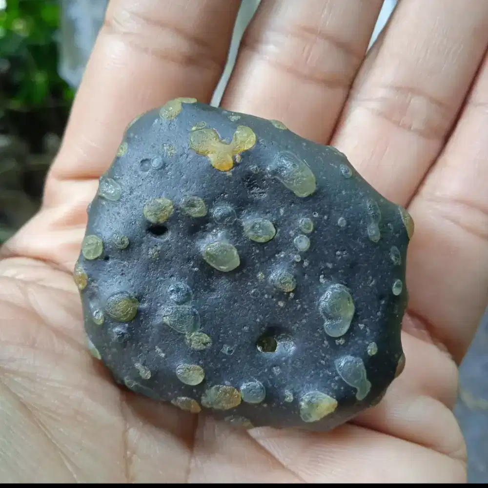 Batu unik langka