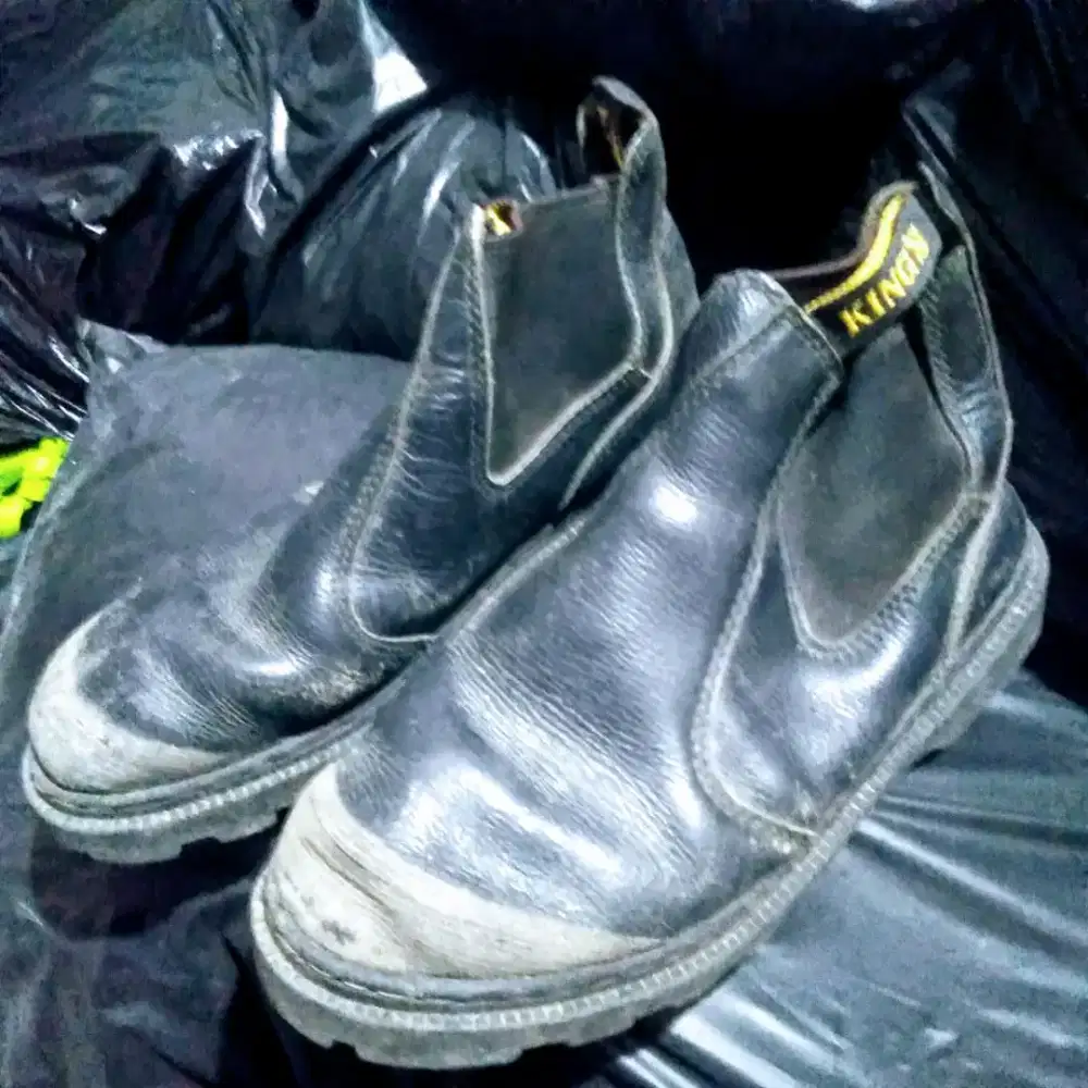 Jual sepatu kings