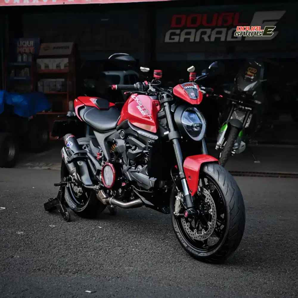 DUCATI MONSTER 937 MERAH 2023 FULL SPEK KM ANTIK UNDER 500 KM
