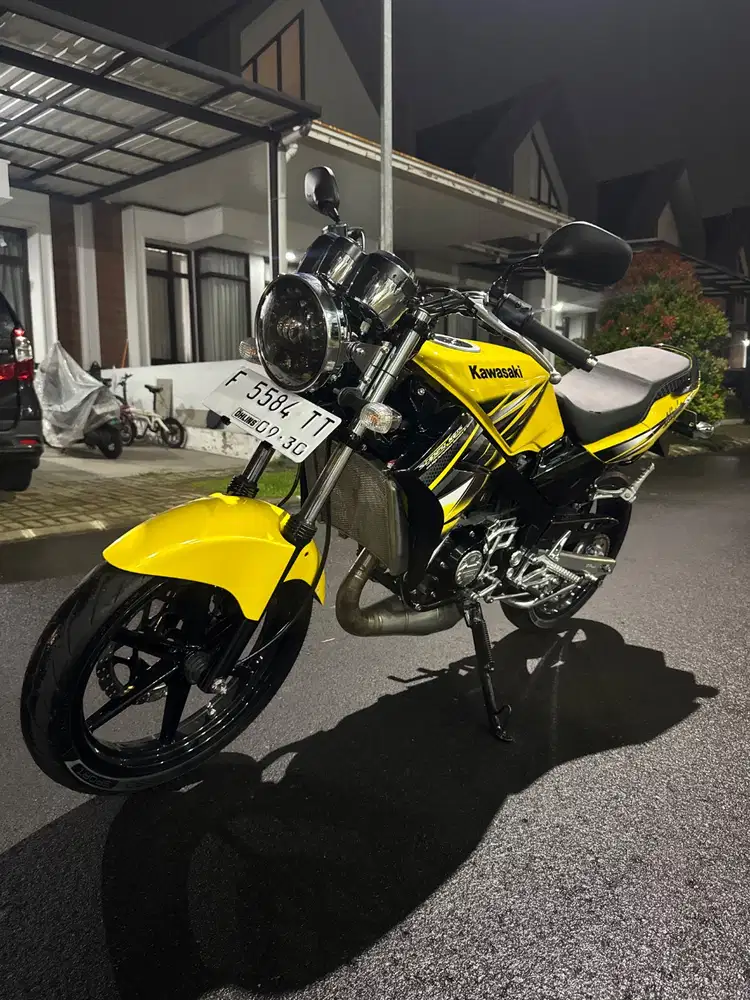 NINJA R 150 TAHUN 2015
