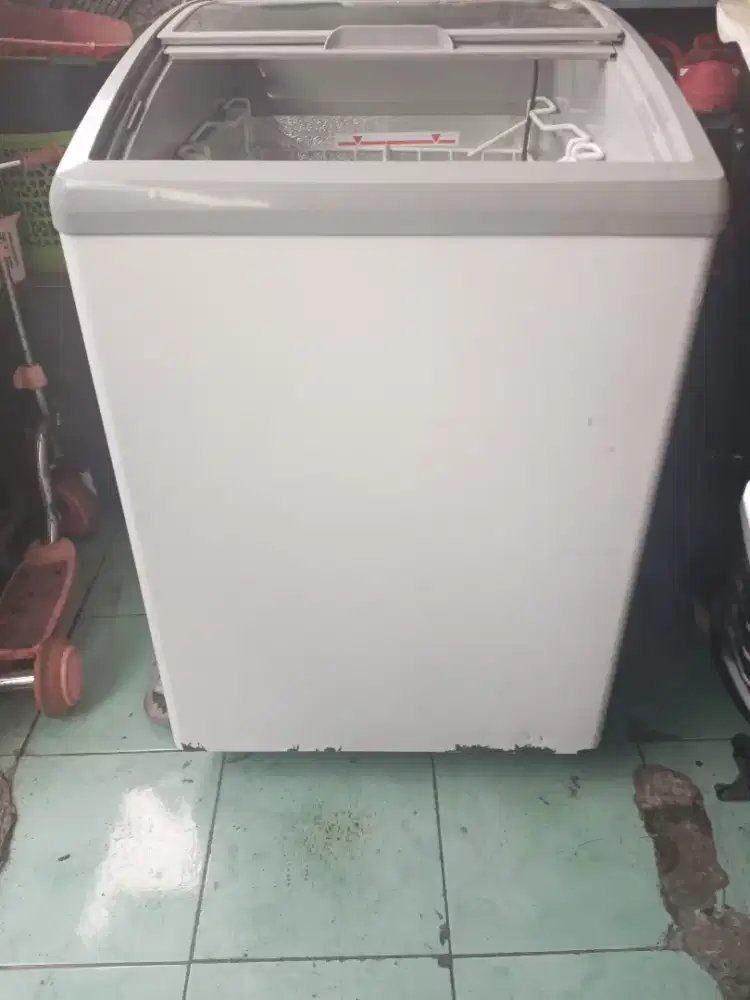 DIJUAL FREZER KECIL 100LT