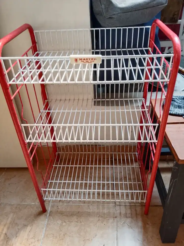 Rak piring dan perkakas dapur