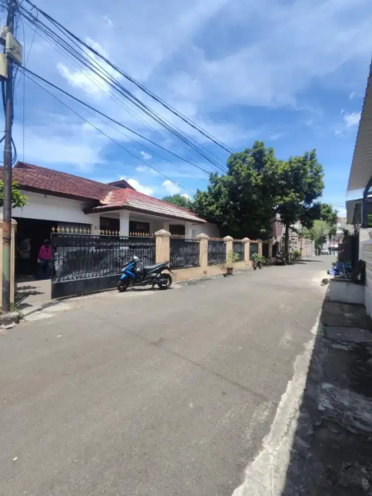 Disewakan Rumah 1 Lantai bisa untuk kantor di fatmawati