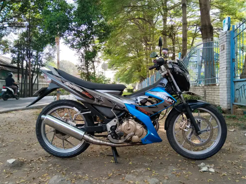 SUZUKI SATRIA FU FACELIFT 2013 SS LENGKAP MESIN BODY OK