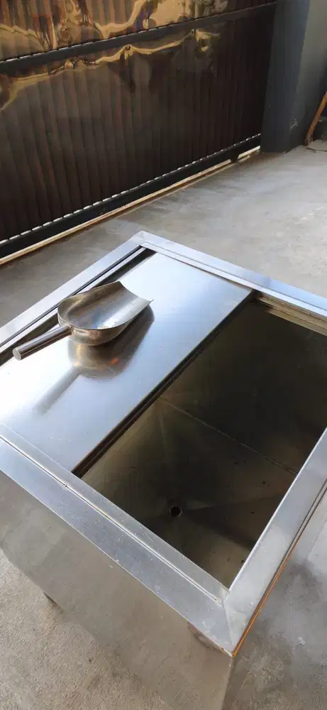 Ice Bin 2 Pintu 55x55x60 / Tempat Es Batu Stainless u/ Bar Cafe Murah