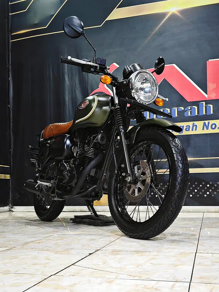 Kawasaki W175 SE MatteGreen Retro odo9rb mewah. Anugerah motor rungkut