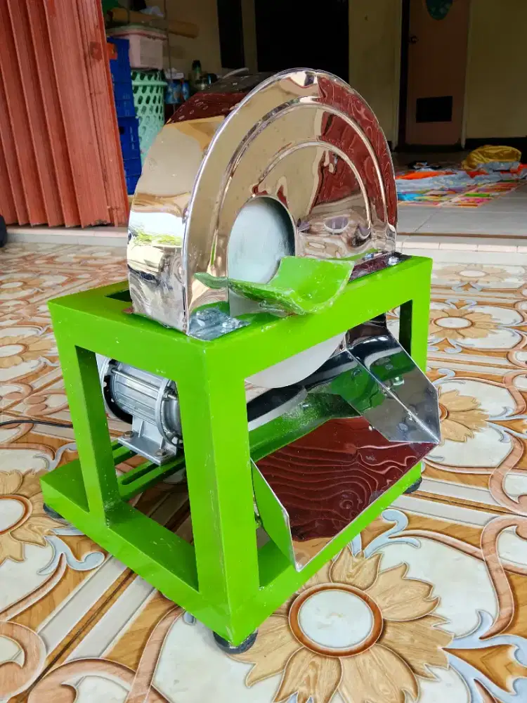 Alat pemotong singkong
