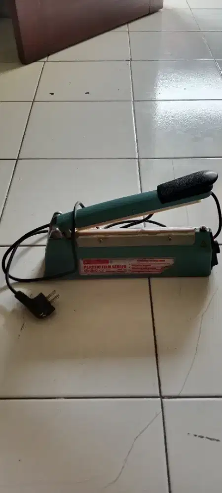 Jual mesin pres plastik