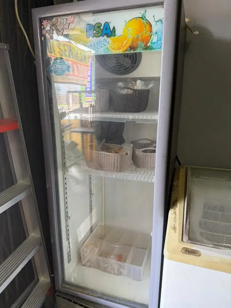 showcase minuman