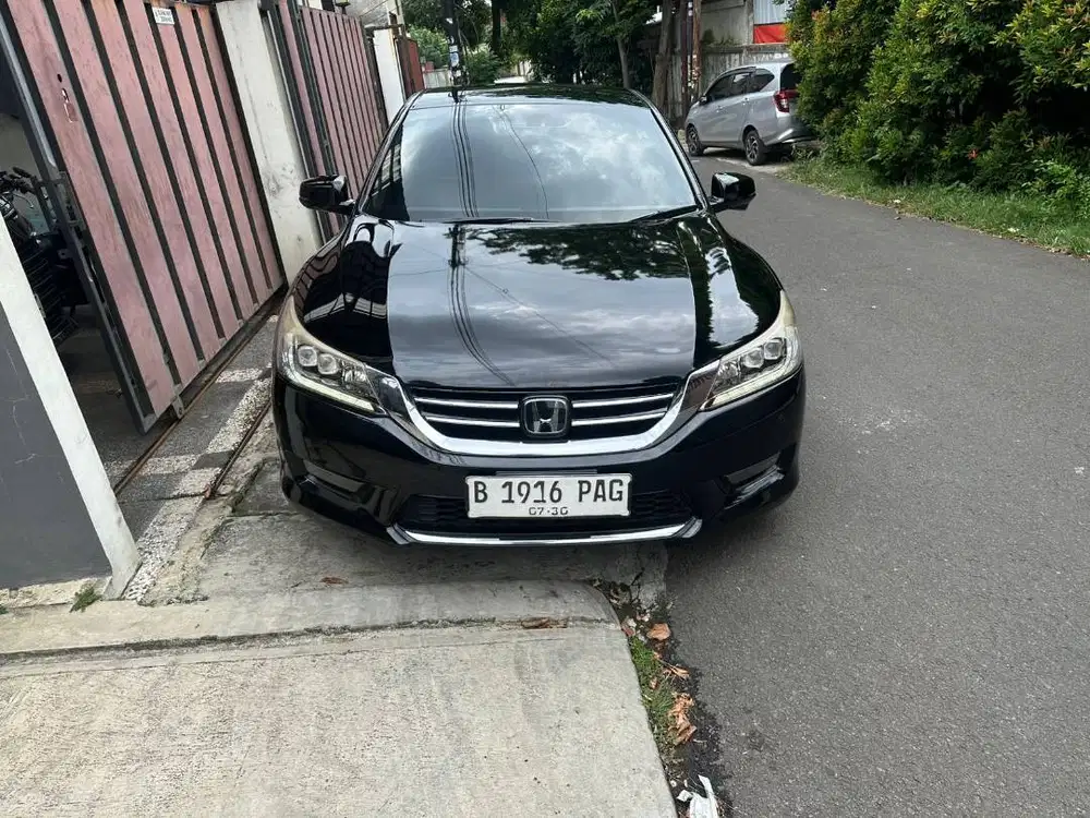 Jual Honda Accord 2015 VTi-L ES (Honda Sensing)