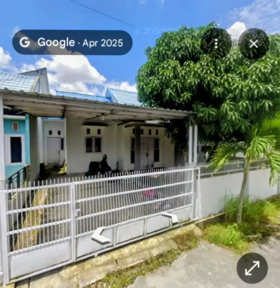 Jual Rumah Asri Siap Huni di jalan Imam Munandar Pusat Kota Pekanbaru