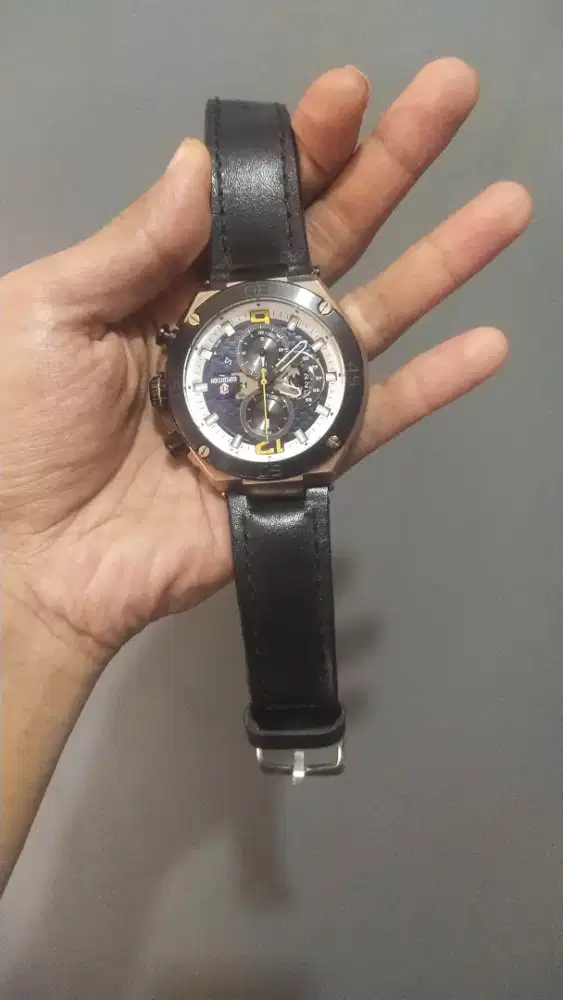 Jam tangan expedition