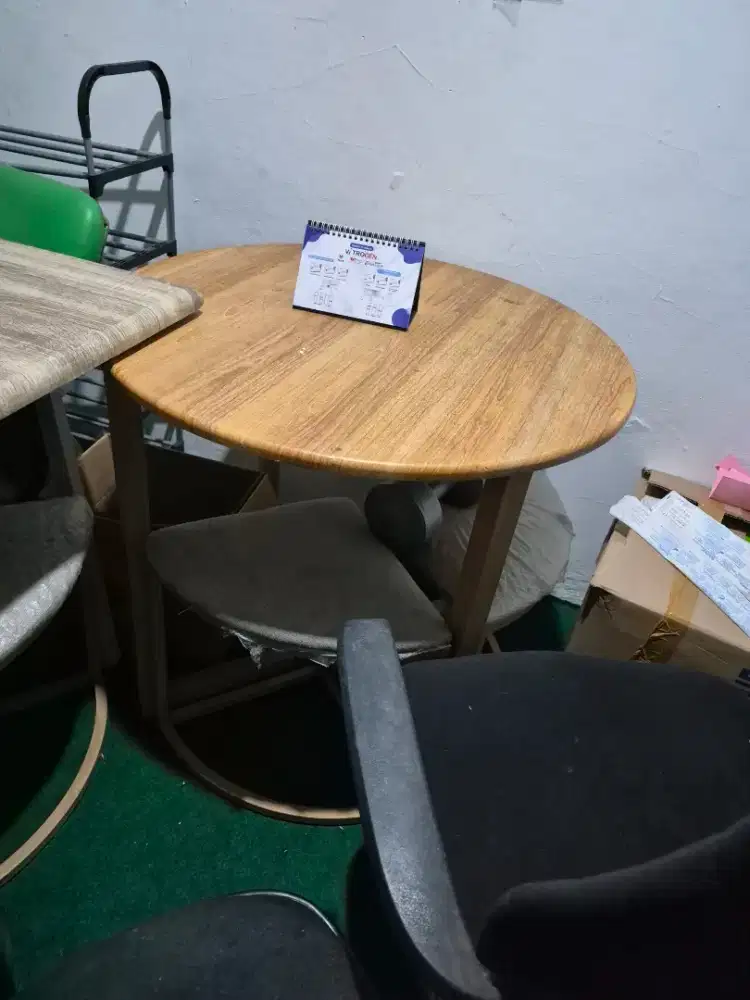 Meja Tamu Bulat Minimalis Meja Kafe Meja Teras