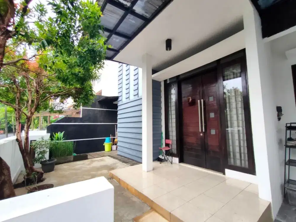 Rumah Cantik 2 Lantai di Bintaro Sektor 3A Tangerang Selatan – SHM, Hadap Timur, Harga Nego!