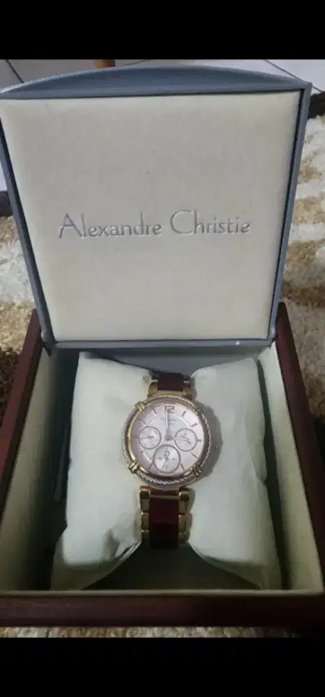 Jam Tangan Wanita modis