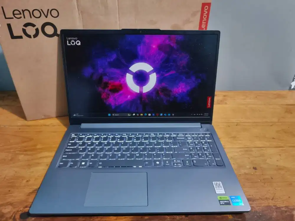 LOQ 15IAX9E i5-12450HX 12/512GB RTX 3050 6GB Garansi September 2027