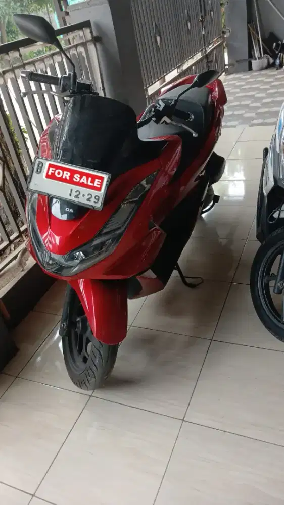 Dijual Honda PCX 160cc tahun 2024 Bulan Desember, LENGKAP,  ISTIMEWA