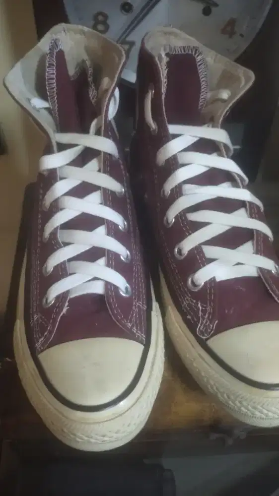 Sepatu Converse ori