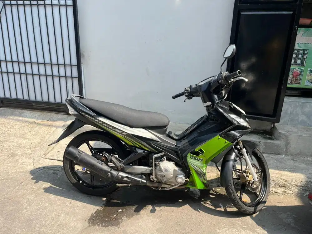 Jupiter MX old tahun 2009 135 CC