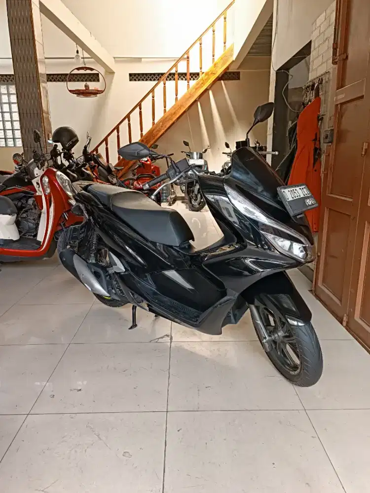 NEW HONDA PCX 150 ABS GLOSSY TAHUN 2018