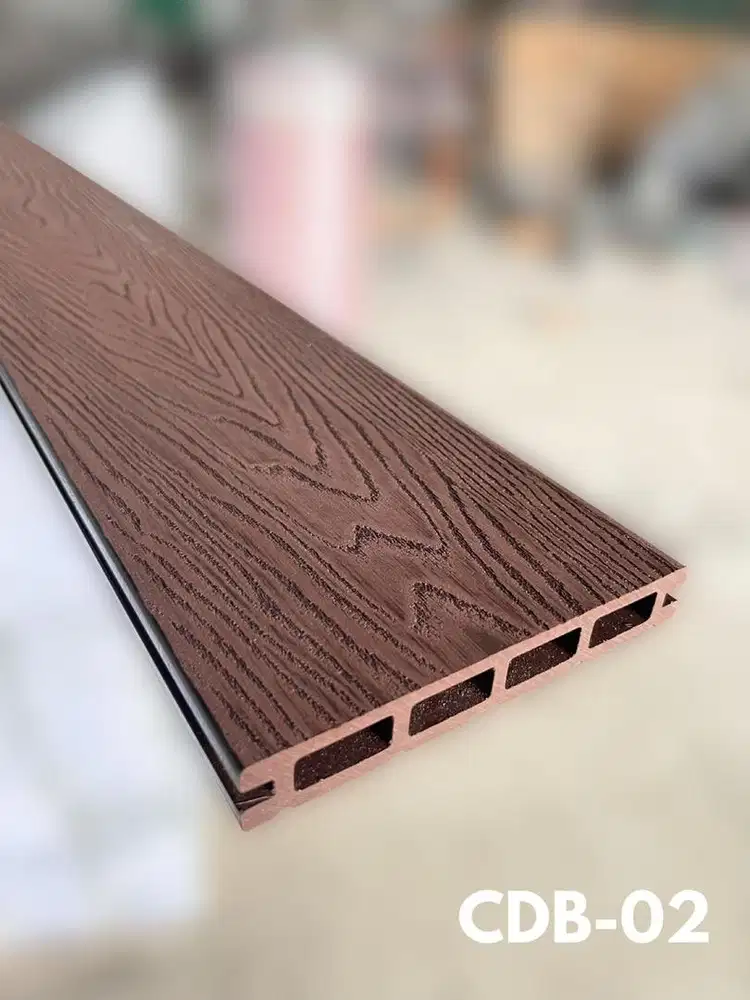 Distributor decking lantai