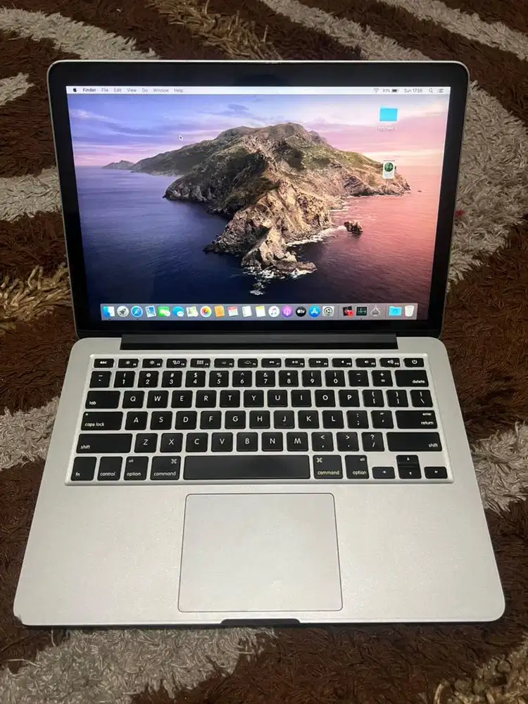 Macbook pro 2015 retina 8/128 baca desk