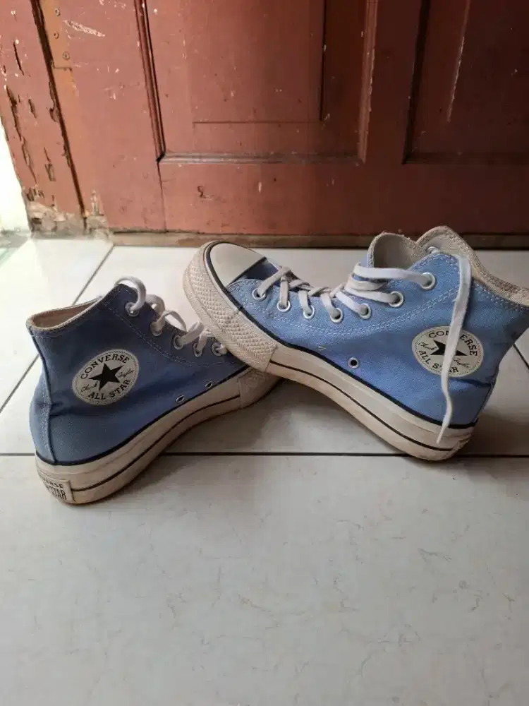 Converse wanita