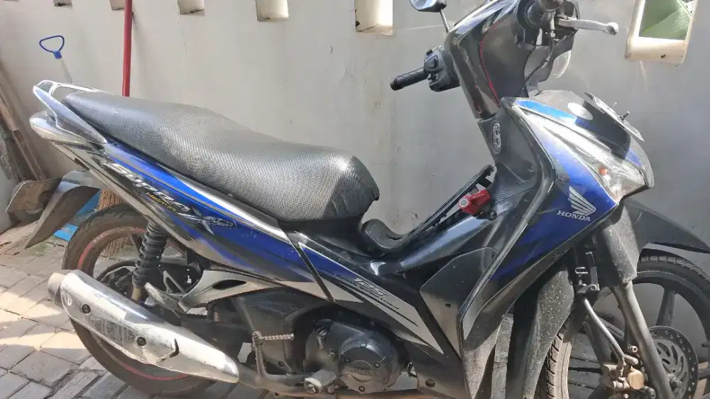 SUPRA X 125 HELM IN TH 2013