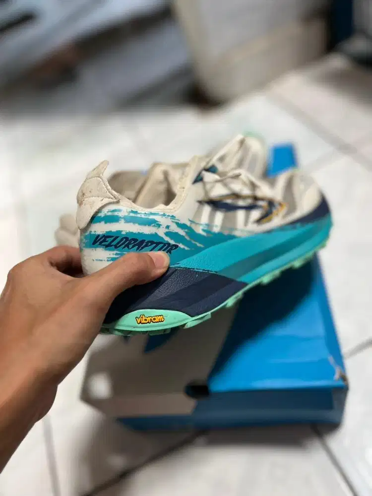 Sepatu trail running hiking tektok vibram 910 yuza veloraptor nineten