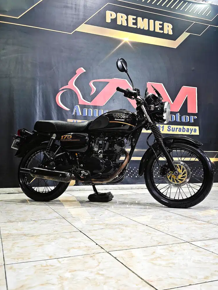 Kawasaki W175  Black Style Retro odo20rb mewah. Anugerah motor rungkut