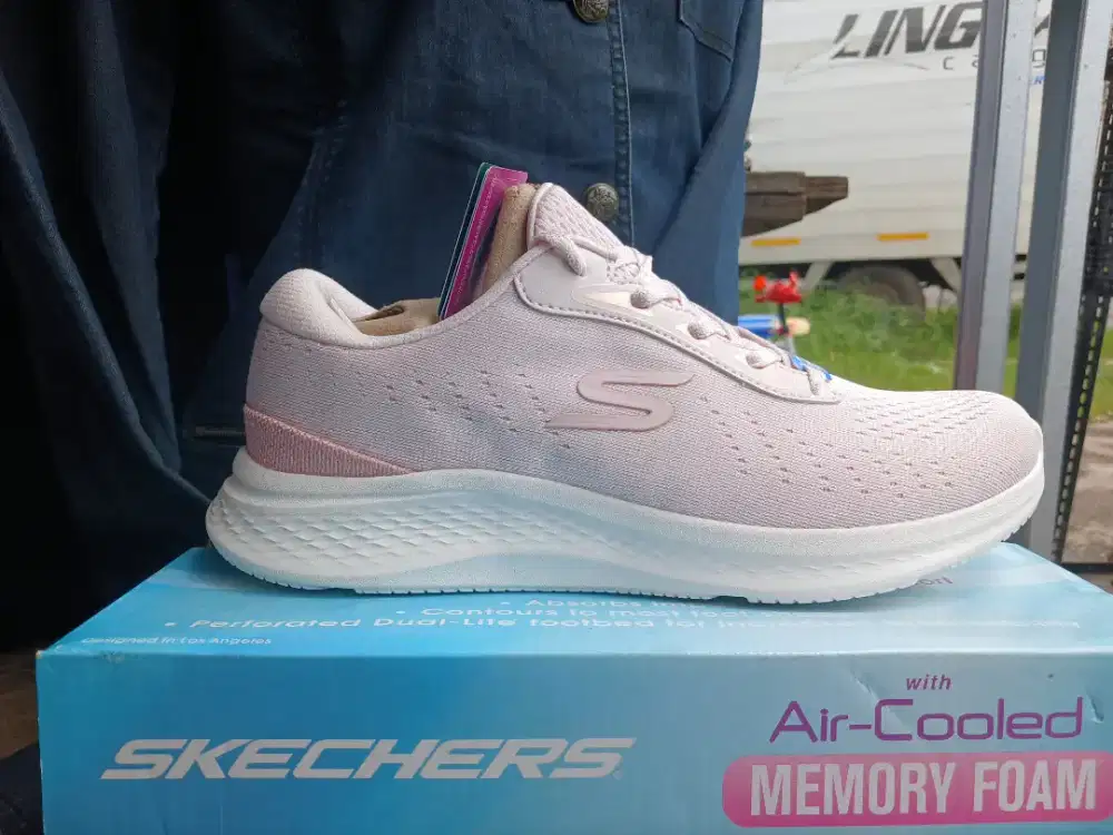 Skechers wanita pink original keren