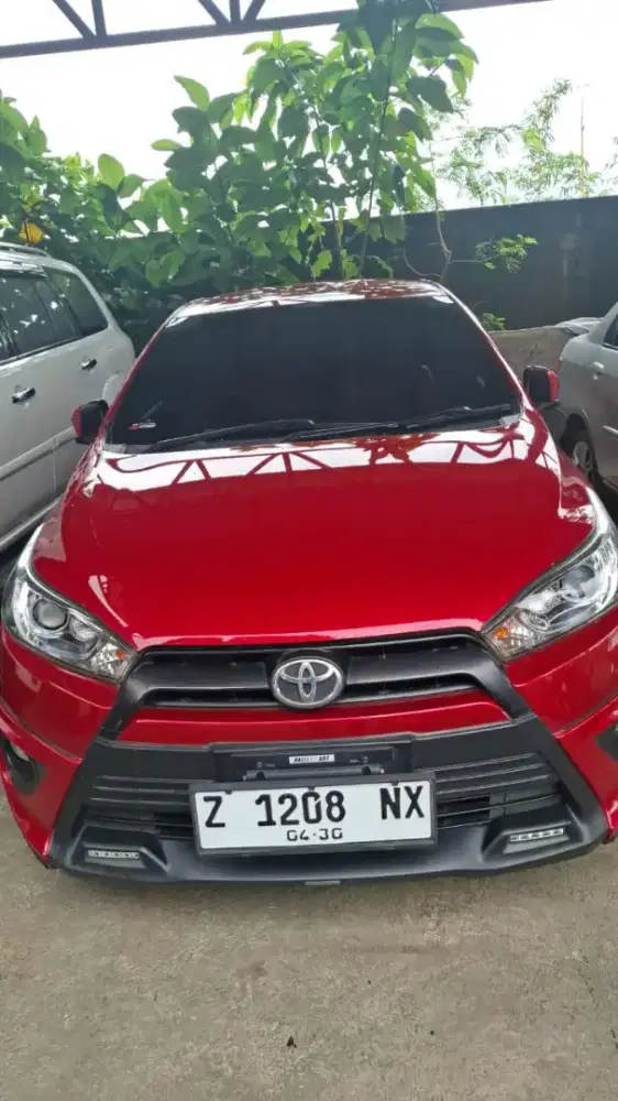 Toyota Yaris TRD Sportivo AT 2015 Merah Mulus Mesin Bagus