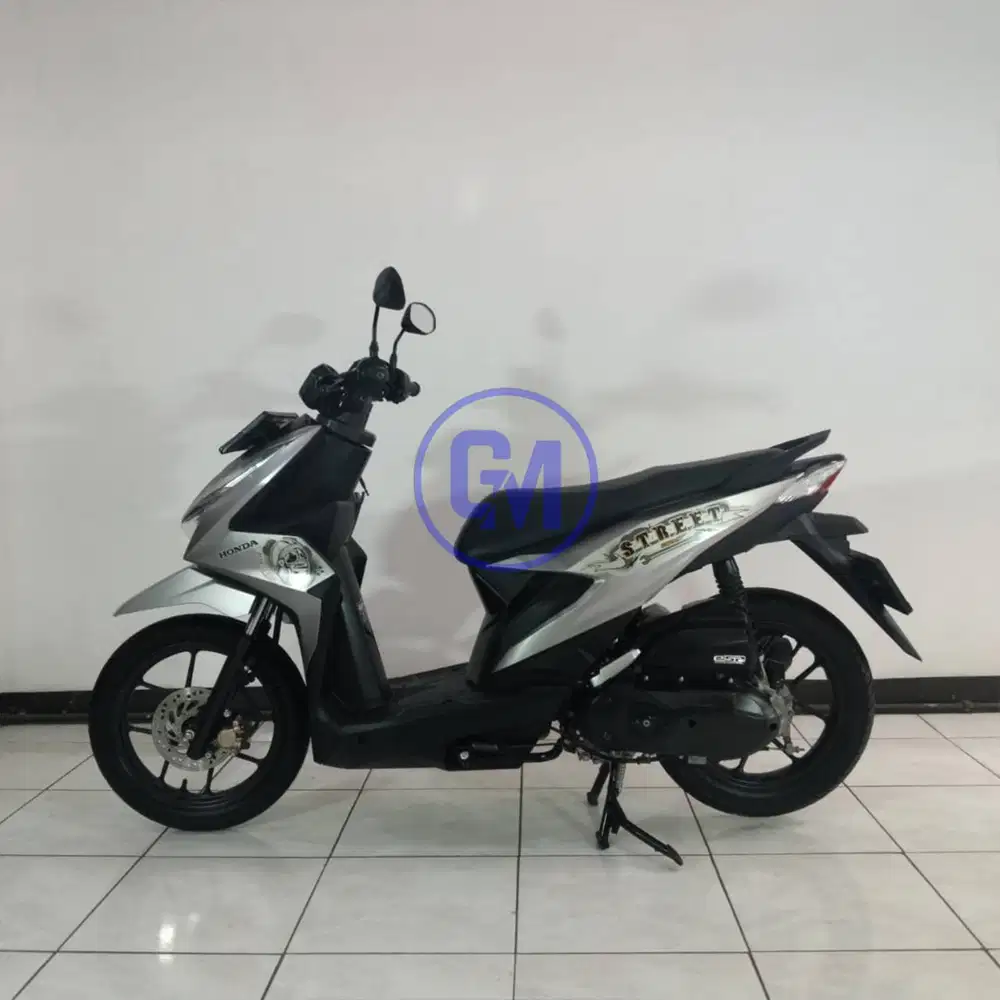 Dp 500rb, Honda Beat Street Tahun 2024, Cash - Kredit